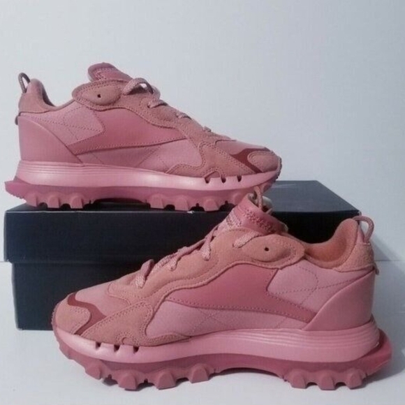 Reebok Shoes - Reebok X CARDI B